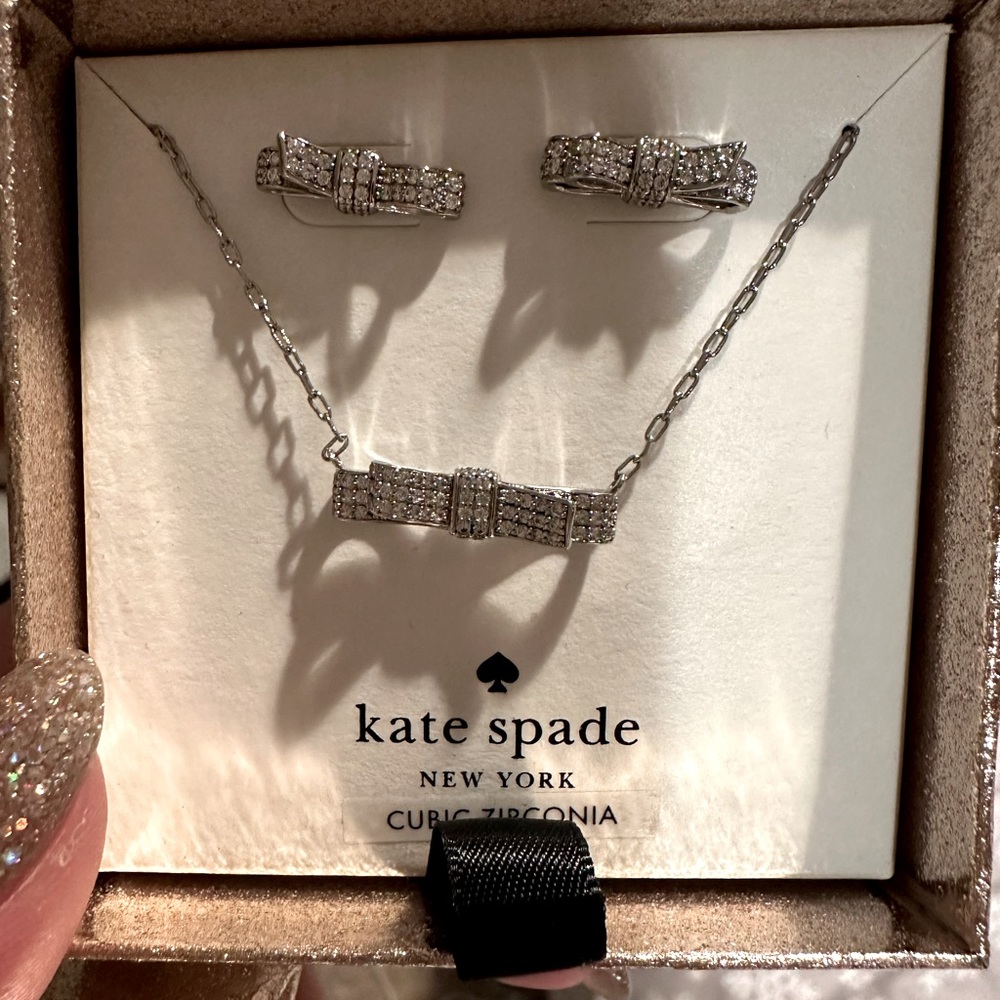 Kate spade bow earrings and necklace